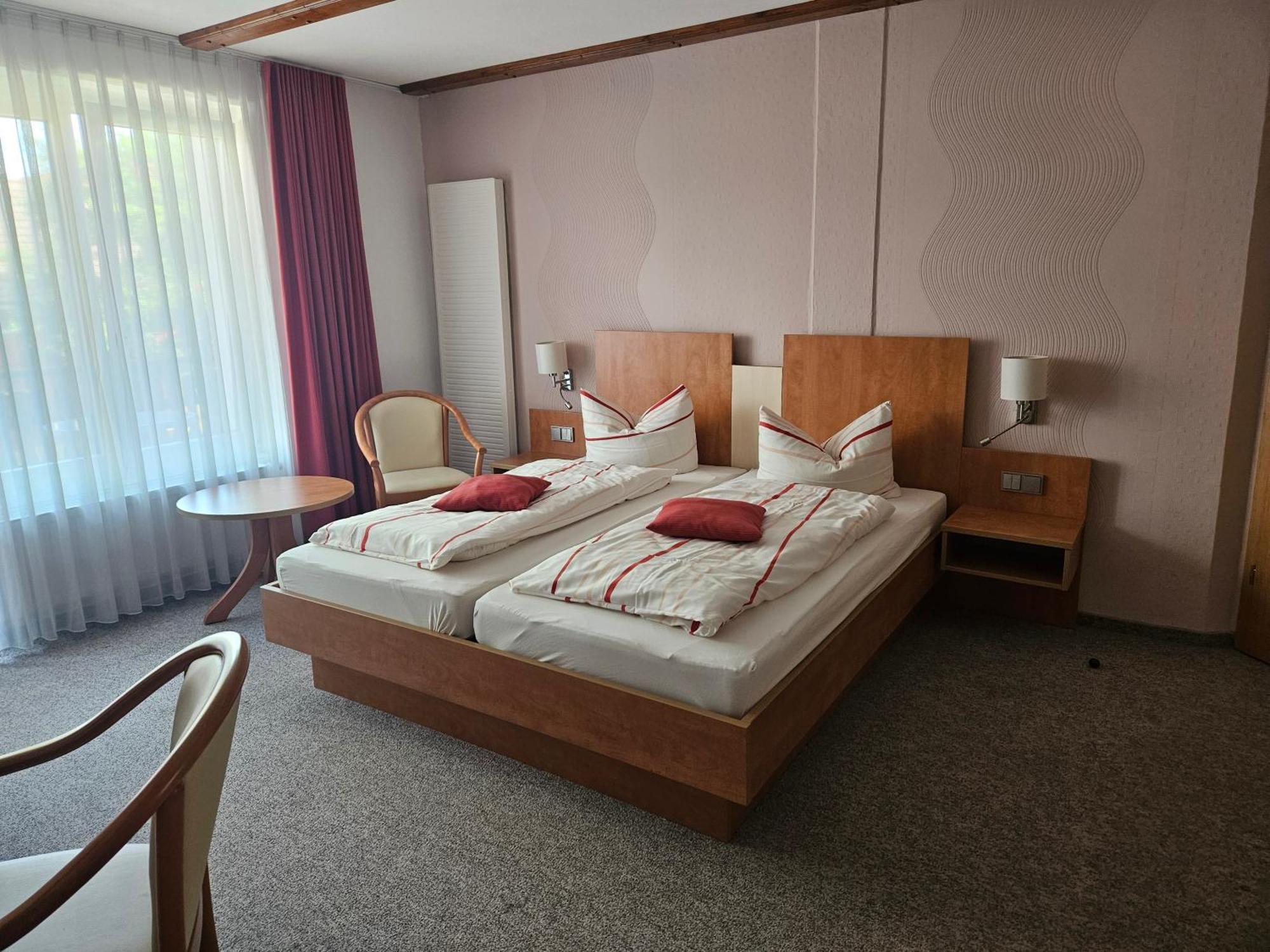 Hotel Zur Krone Hasselfelde Extérieur photo